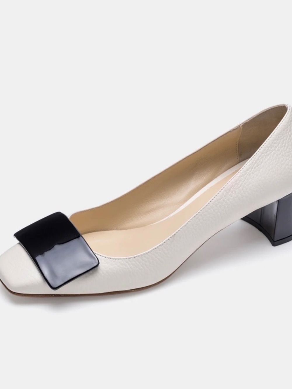 Bells & Becks Sofia Black and White Low-Heel Pump - 38
